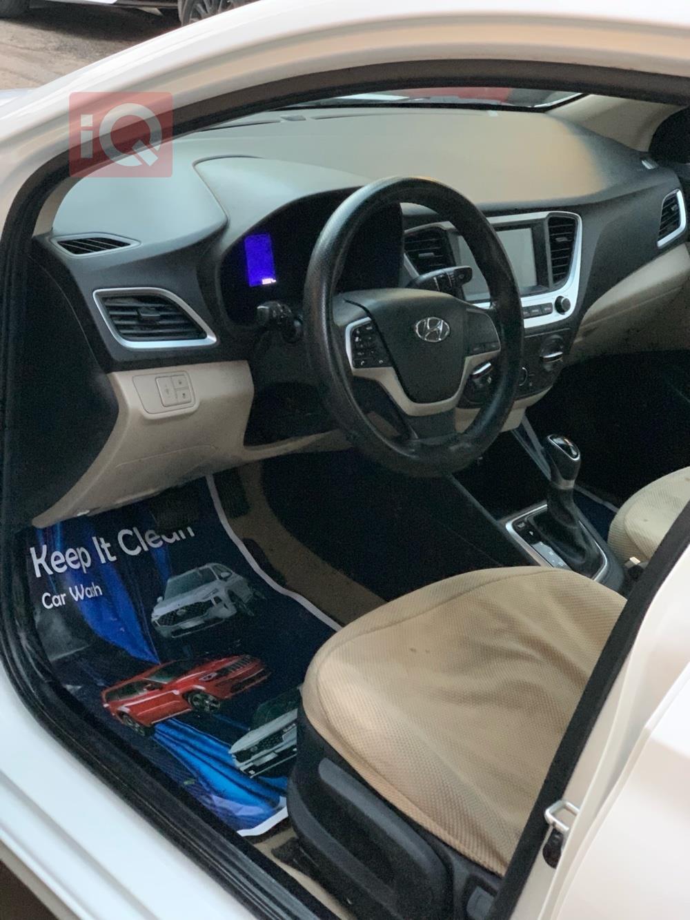 هیوندای ئەکسنت